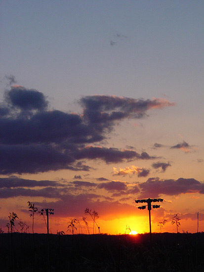 042402sunset1.jpg